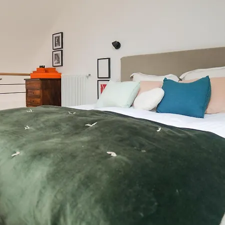 Vakantiehuis Jolie Maison Quartier Bel Air, Proche Centre-ville - 4 Personnes *