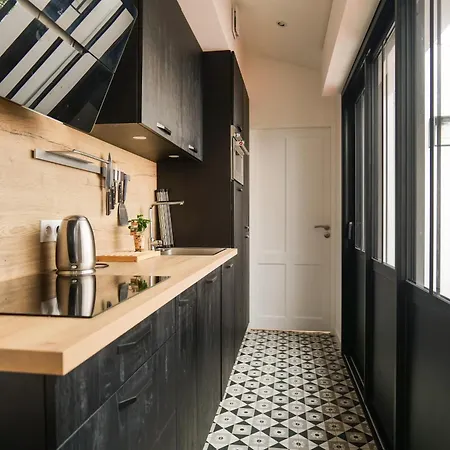 Vakantiehuis Jolie Maison Quartier Bel Air, Proche Centre-ville - 4 Personnes *